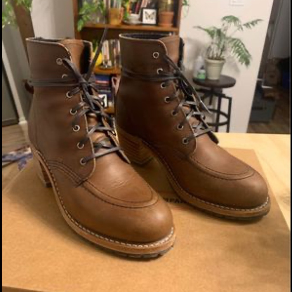 Redwing Clara heeled leather boots